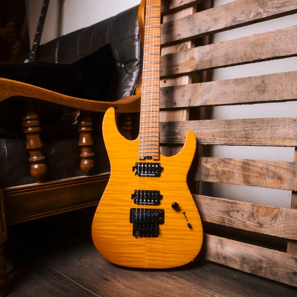 Jackson Custom Shop Dk 2H Fr Flame Maple Top Electric Guitar - Trans Amber 1