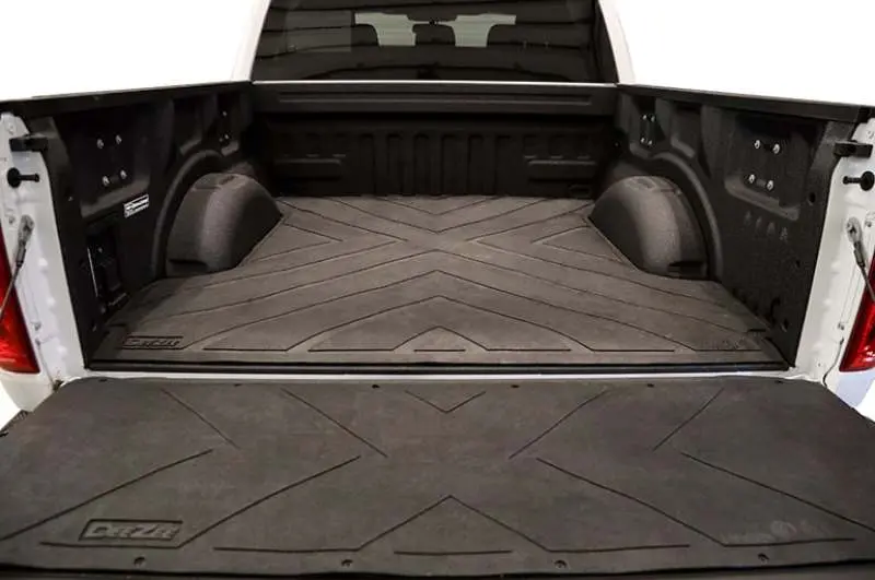 Deezee Heavy-Duty Bed Mat For 2015–2023 Chevrolet/Gmc Colorado & Canyon – 6-Foot X-Pattern, Custom Trim 1